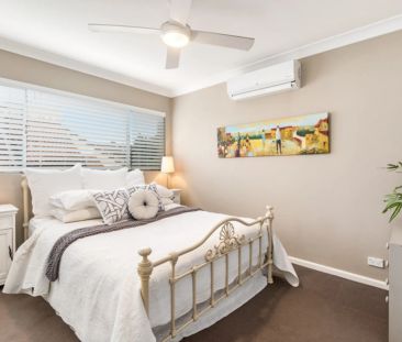 Spacious townhouse with outstanding garden area - Photo 1