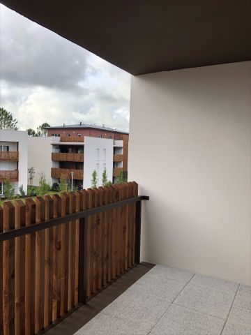 Location Appartement 3 pièces 60m² - Photo 2