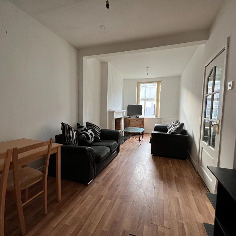 49 Forfar St, Belfast, BT12 7BD - Photo 1