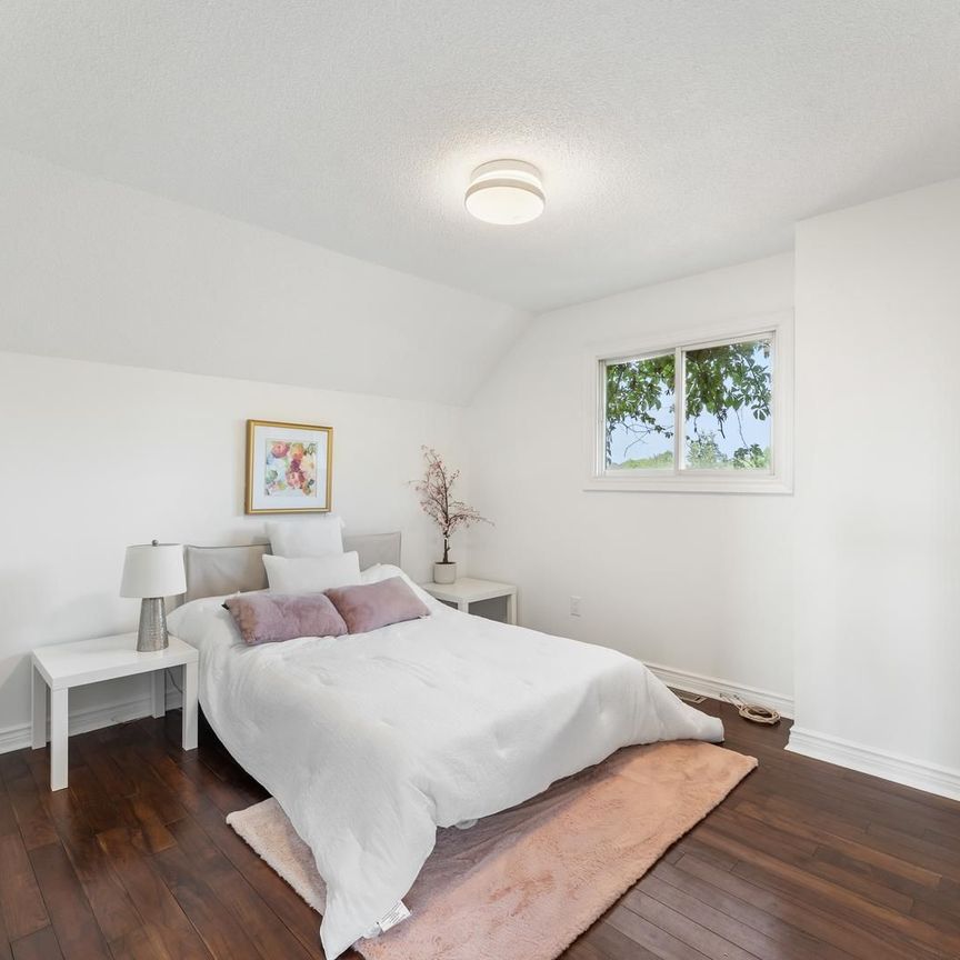 For Lease - 1186 Glenashton Drive Unit# Room H, Oakville, Ontario - Photo 1