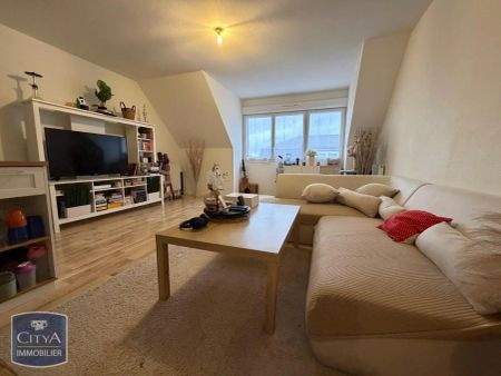 Appartement à louer 4 pièces 76.9m² - Photo 3