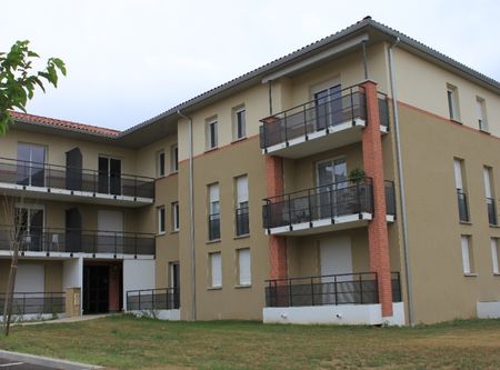 Location Appartement 3 pièces 56m² MURET 31600 - Photo 4
