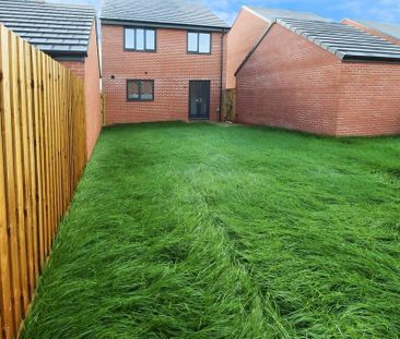 4 bedroom detached house to rent - Photo 6