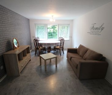 1 Bedroom Property To Rent - Photo 4