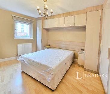 1 bedroom apartment to rent Jupiter Court, Gunwharf Quays - Photo 5