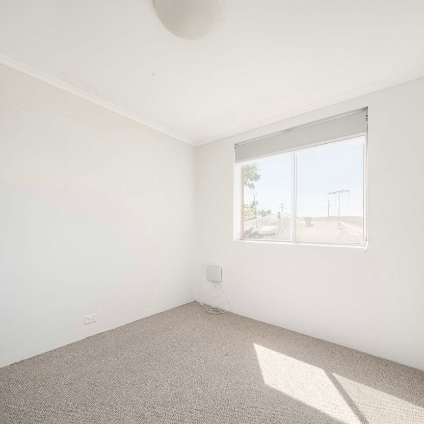 Charming One Bedroom - Unfurnished. - Photo 1