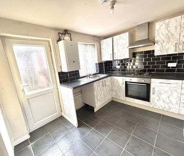 2 bedroom terraced house to rent - Photo 3