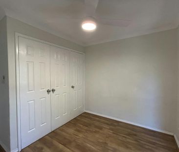 LARGE FAMILY HOME IN EATON - Photo 5