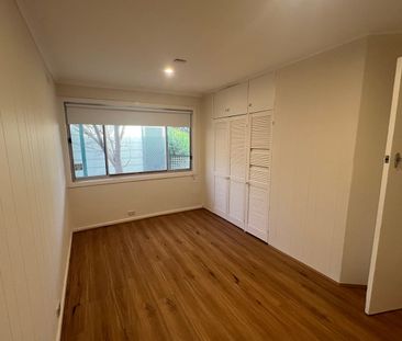 Recently Renovated Family Home in Prime Location - Photo 3