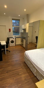 Flat 2, 32 Kelso Road, LS2 9PR, Leeds - Photo 4