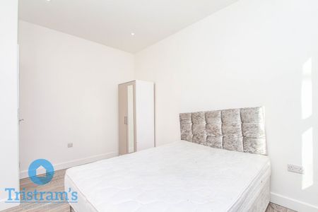 2 bed Flat for Rent - Photo 3