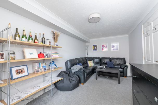 5 bedroom terraced house to rent - Photo 1