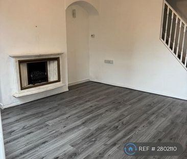 2 bedroom end of terrace house to rent - Photo 5