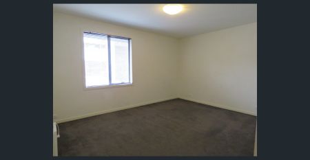 SUPERB APARTMENT IN AN ENVIABLE LOCATION! - Photo 5