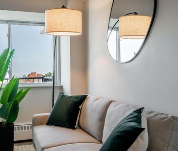 5311 Sherbrooke Street West - Photo 4