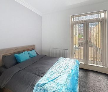 1 bedroom in a house share to rent - Photo 6