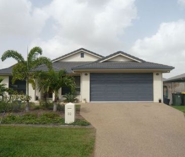 32 Daintree Drive, Bushland Beach - Photo 3