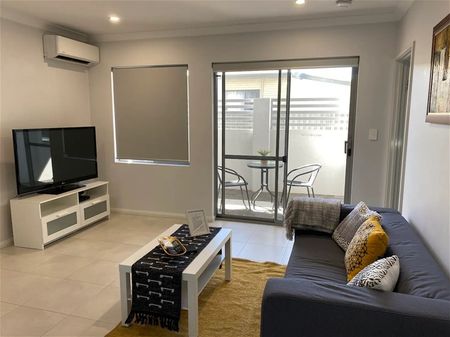 Modern 2 Bedroom Unit available soon, $750/week - Photo 2