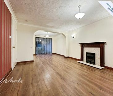 4 bedroom detached house to rent - Photo 3