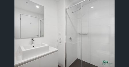 Furnished Bohem Apartment with Resort-Style Amenities - Photo 2