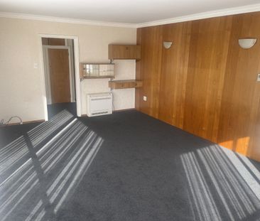 102 Strathmore Avenue, Strathmore Park - Photo 2