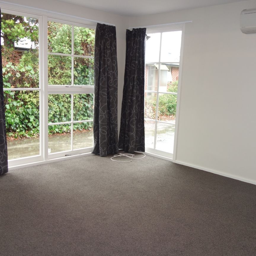 Two-Bedroom Unit Close to the City - Edgeware - Photo 1