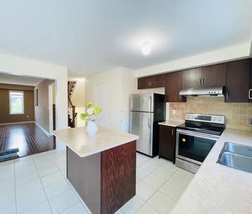 For Lease - 2178 Fiddlers Way Unit# 69, Oakville, Ontario - Photo 2