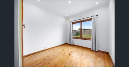 24 Dover Street, Wendouree, Vic 3355 - Photo 5