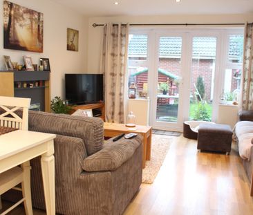 Remus Court, North Hykeham, Lincoln, Lincolnshire, LN6 - Photo 2