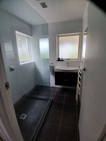 Scenic 4BR Home with Granny Flat! - Photo 3
