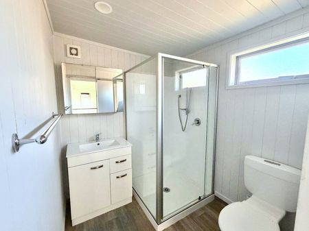 8A Lynmore Drive, Hill Park, Auckland - Photo 4