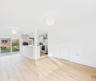 2 bedroom semi-detached house to rent - Photo 3