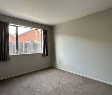 Two-Bedroom Home in Convenient Addington - Photo 2