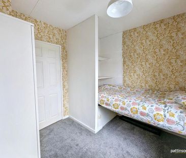 3 bedroom semi-detached house to rent - Photo 6