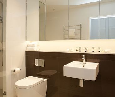 AVANTRA | One Bedroom + Large Study - Photo 6