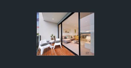 Stylish Two-Bedroom Townhouse in Melbourne’s Coveted Inner-East - Photo 5