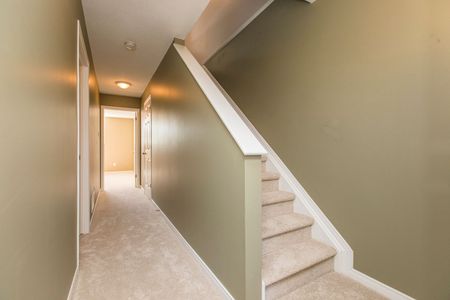 For Lease - 146 Berrigan Drive, Barrhaven, Ontario - Photo 2