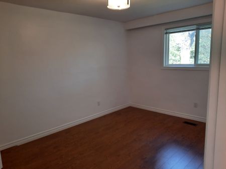 For Lease - 55 Reiber Crescent Unit# Upper, Toronto, Ontario - Photo 2