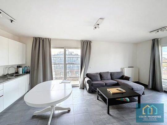 Appartement te huur - Photo 1