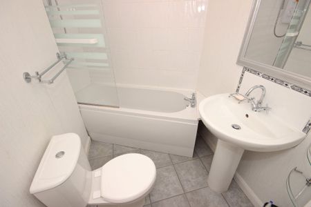 17 Canal Crescent - Photo 4