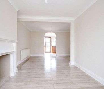 Broadlands Avenue, Enfield, Greater London, EN3 - Photo 3