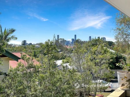 “Prime Toowong Location!” - Photo 4