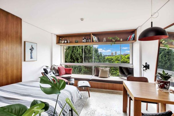 Contemporary Parkside Studio In Seidler Designed Aquarius - Photo 1