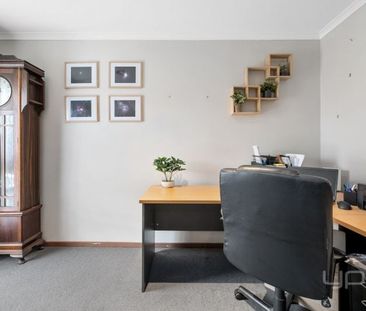 3 BEDROOM & STUDY MASSIVE CARPORT HUGE GARAGE AREA - Photo 6