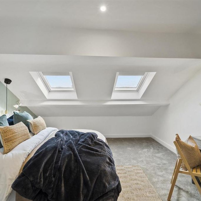 1 bedroom in a house share to rent - Photo 1