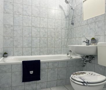 Familienfreundliche 4-Raum-Wohnung mit sonnigem Balkon - Photo 5