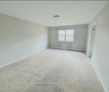Condo Townhouse For Lease | N9261620 - Photo 6