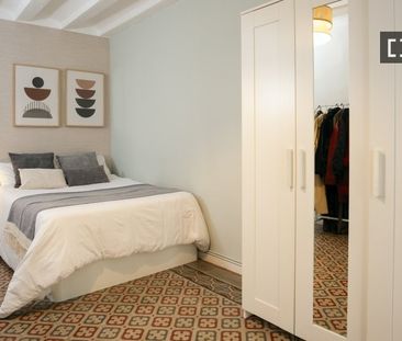 barcelona, Catalonia 08001 - Photo 3