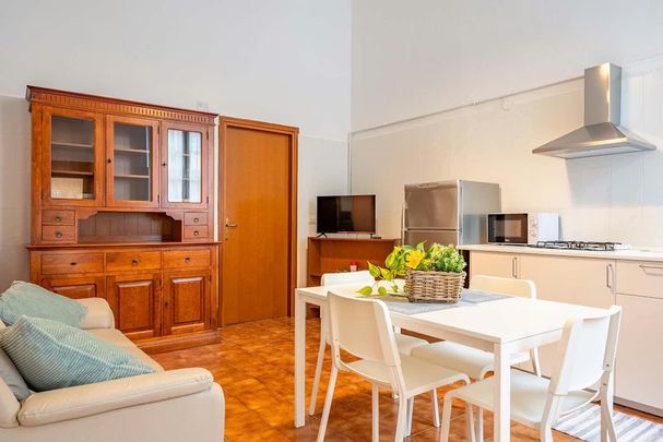 Via Ippocrate, Milan, Lombardy 20161 - Photo 1