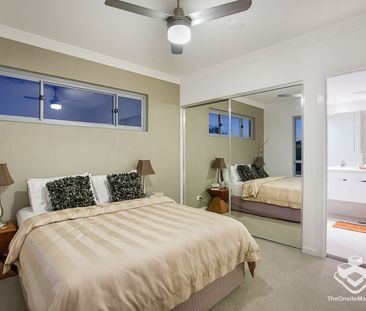 Modern 3-Bedroom Townhouse in Prime Bulimba, Special Rent Incentive... - Photo 2